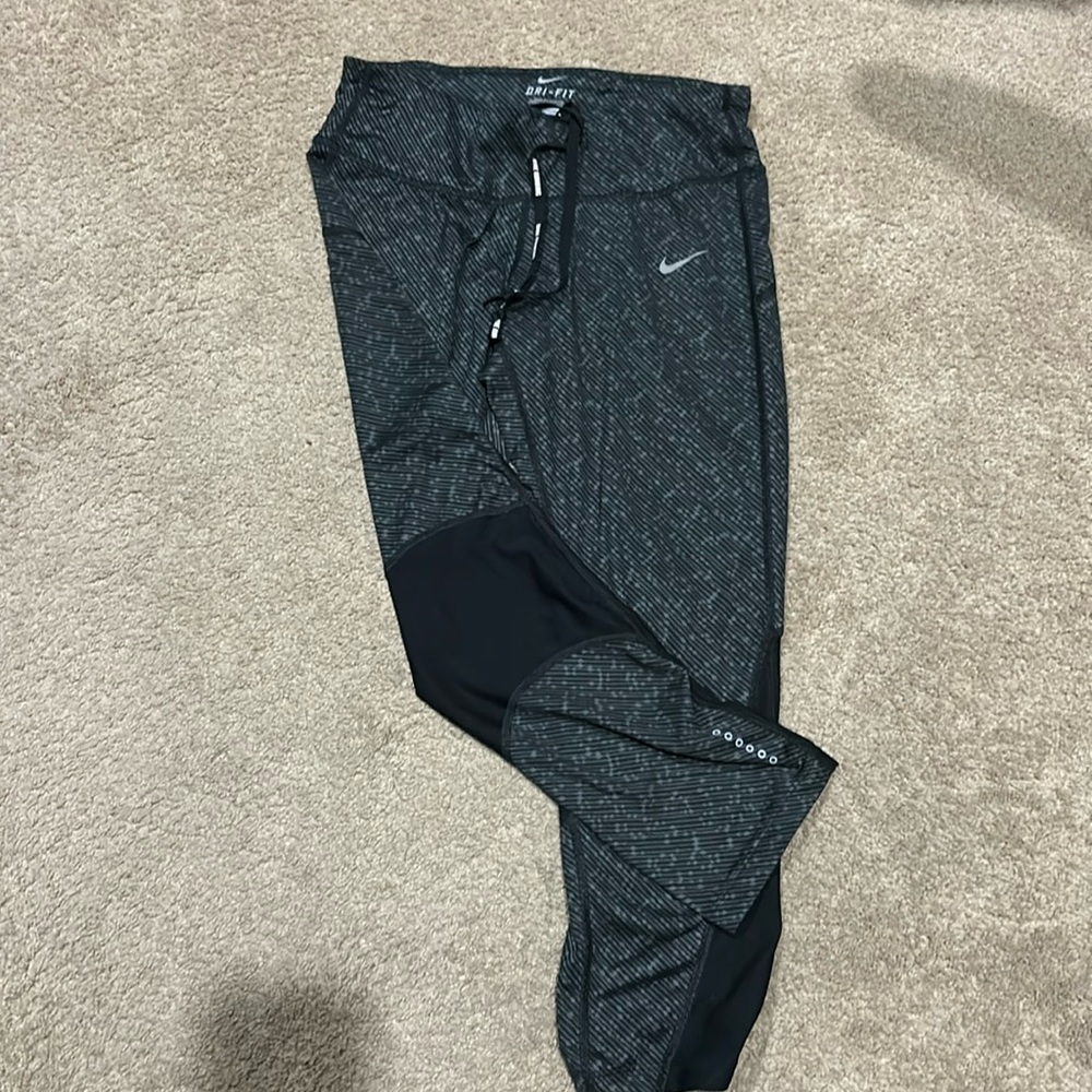 Nike dri-fit leggings